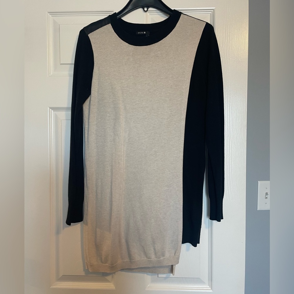 Bylyse Sweater - Picture 2 of 7